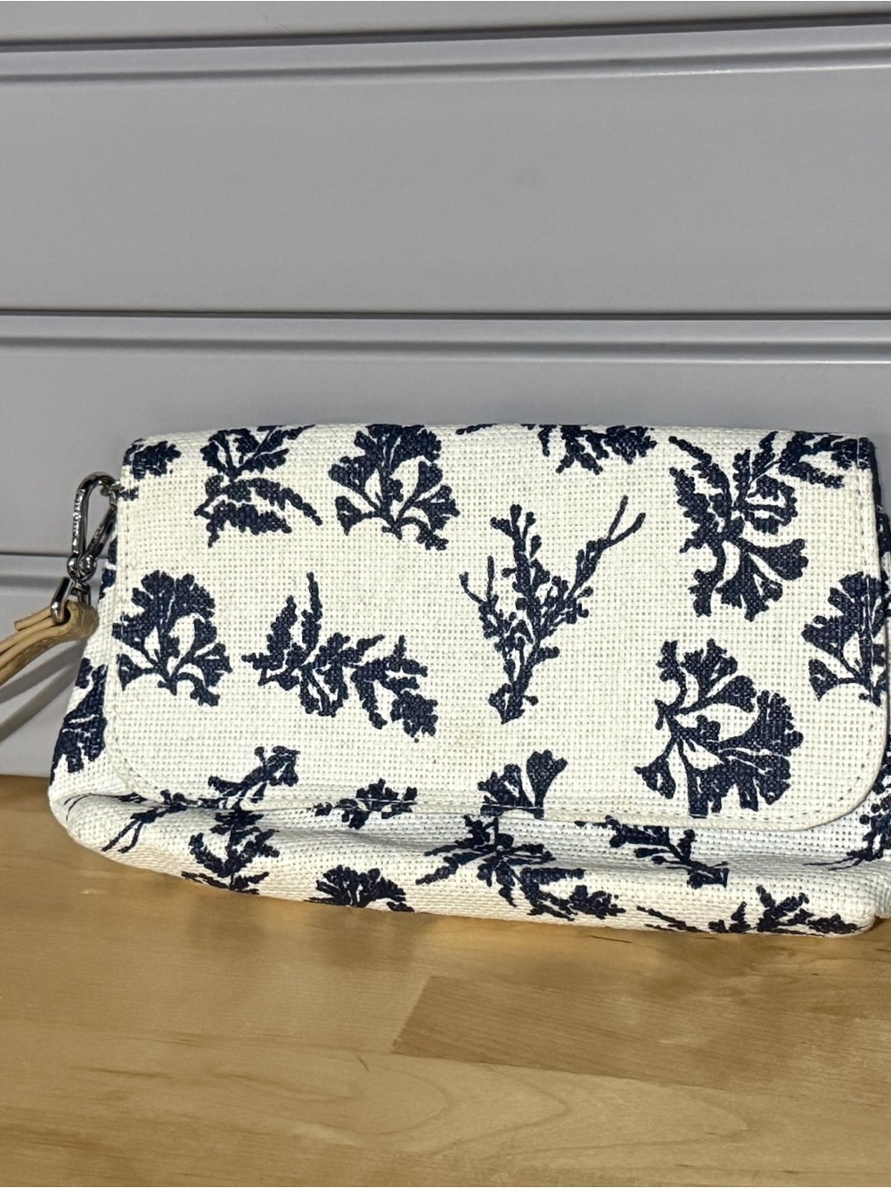 Women's White Canvas Floral Fold-Over Clutch